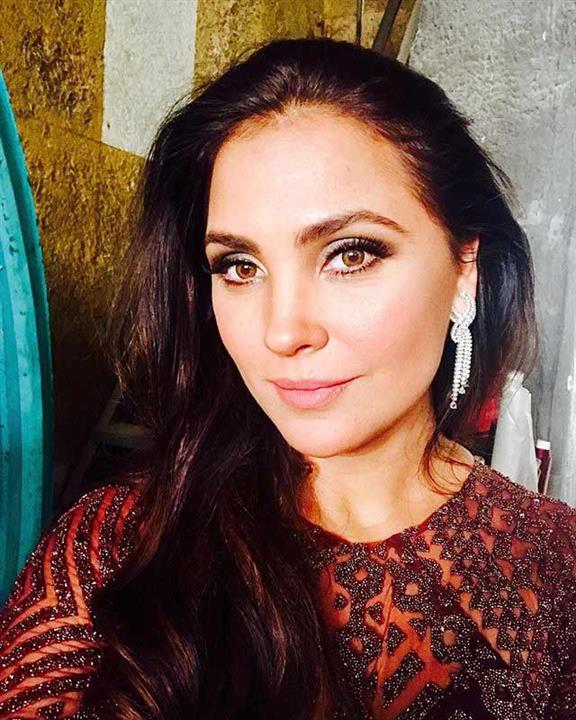 Miss Universe 1994 Lara Dutta
